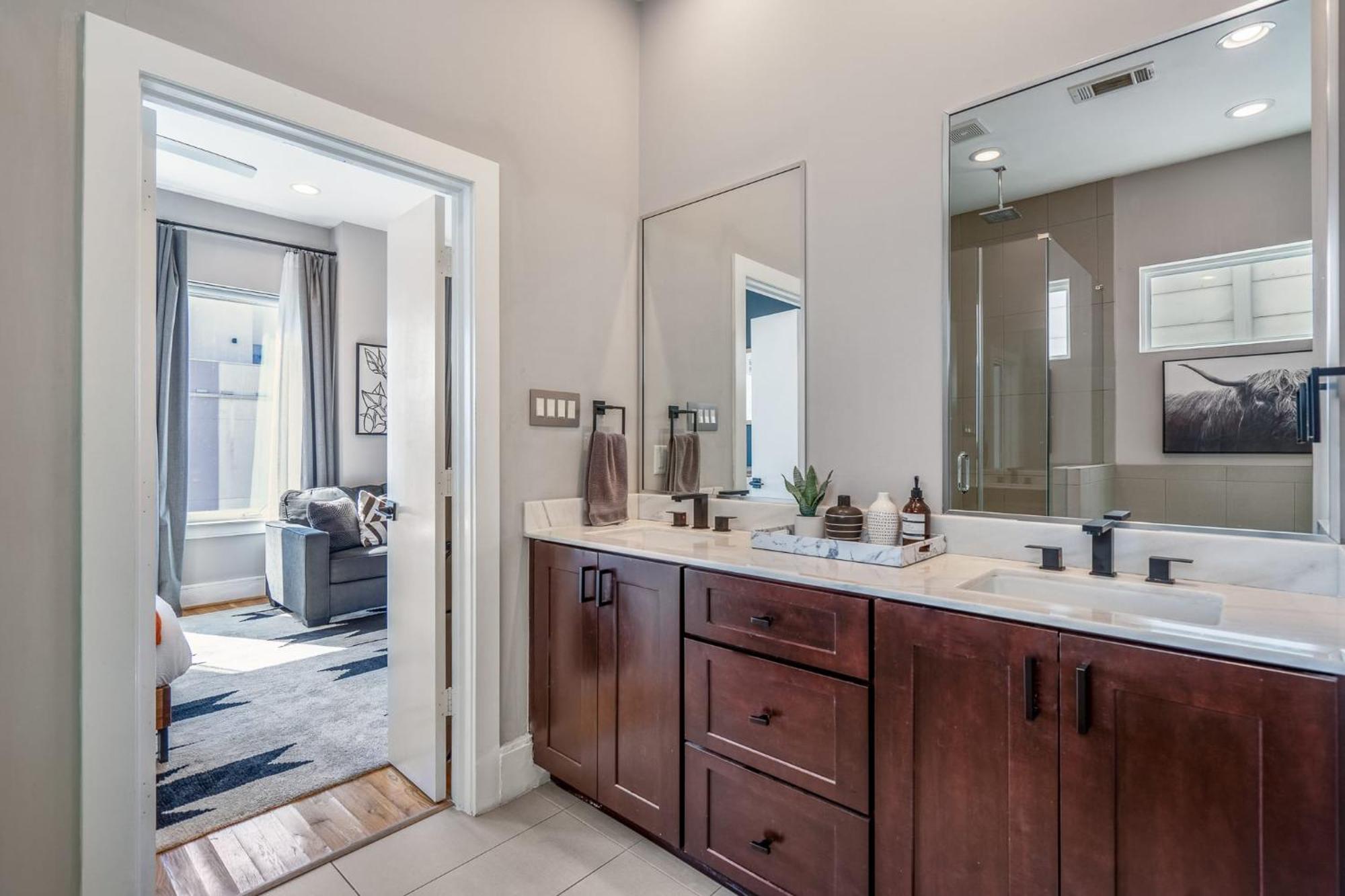 Luxury Downtown Getaway With Breathtaking Views Villa Houston Luaran gambar